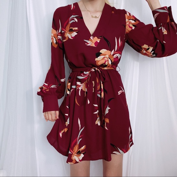 SOLD🎉Plum Floral Wrap Dress Long Sleeve Kimono - Picture 8 of 12